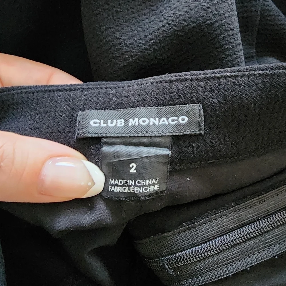 Club Monaco Womens Skirt Size 2 Black Scalloped Hem Mini